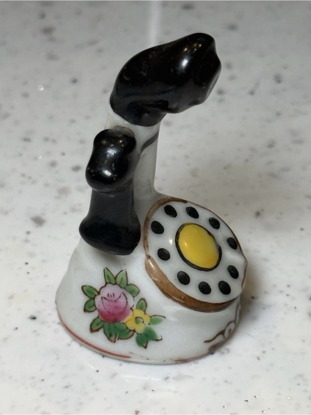 Vintage Old Fashioned Telephone Porcelain
Figure H. Kato Occupied Japan 2.5"T